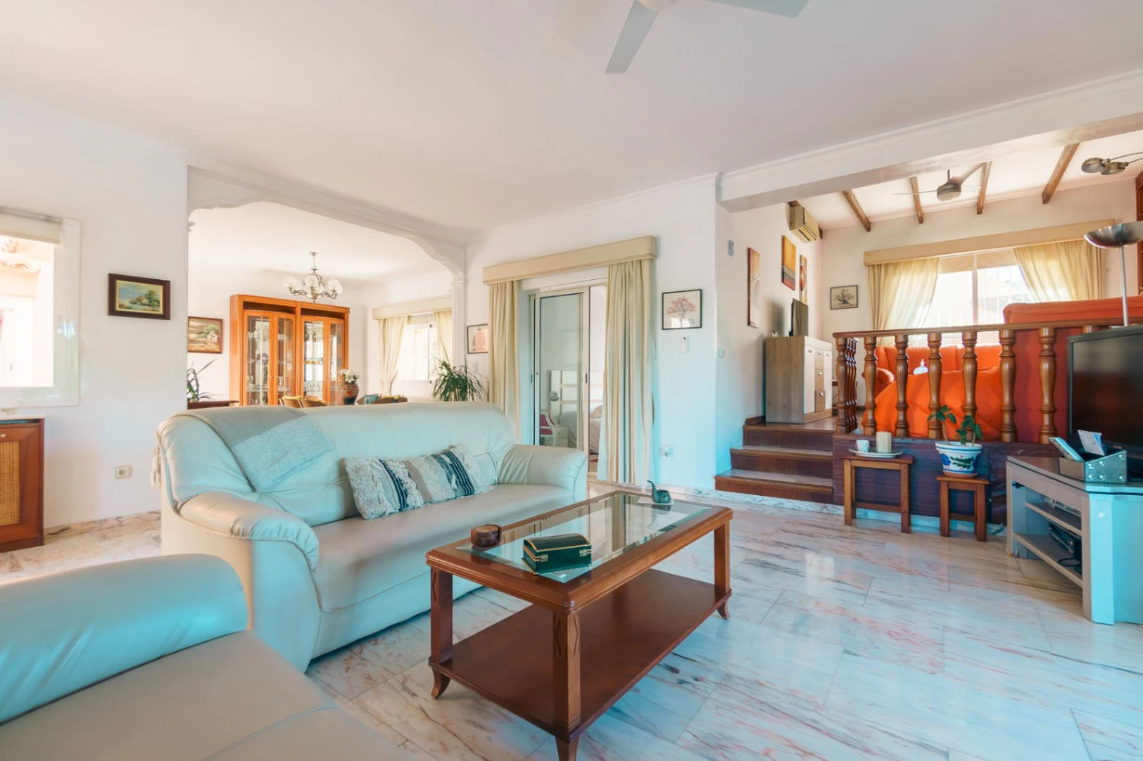 Chalet for sale with 4 bedrooms and a pool in El Albir