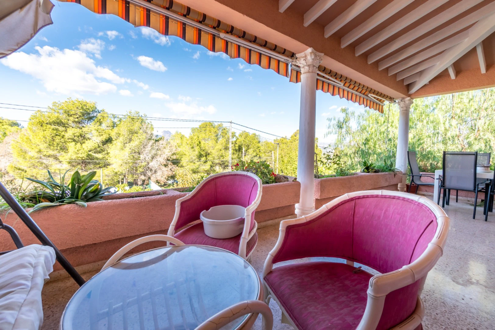 Chalet for sale with 4 bedrooms and a pool in El Albir