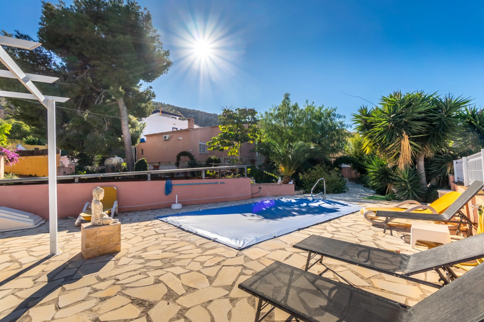 Chalet for sale with 4 bedrooms and a pool in El Albir