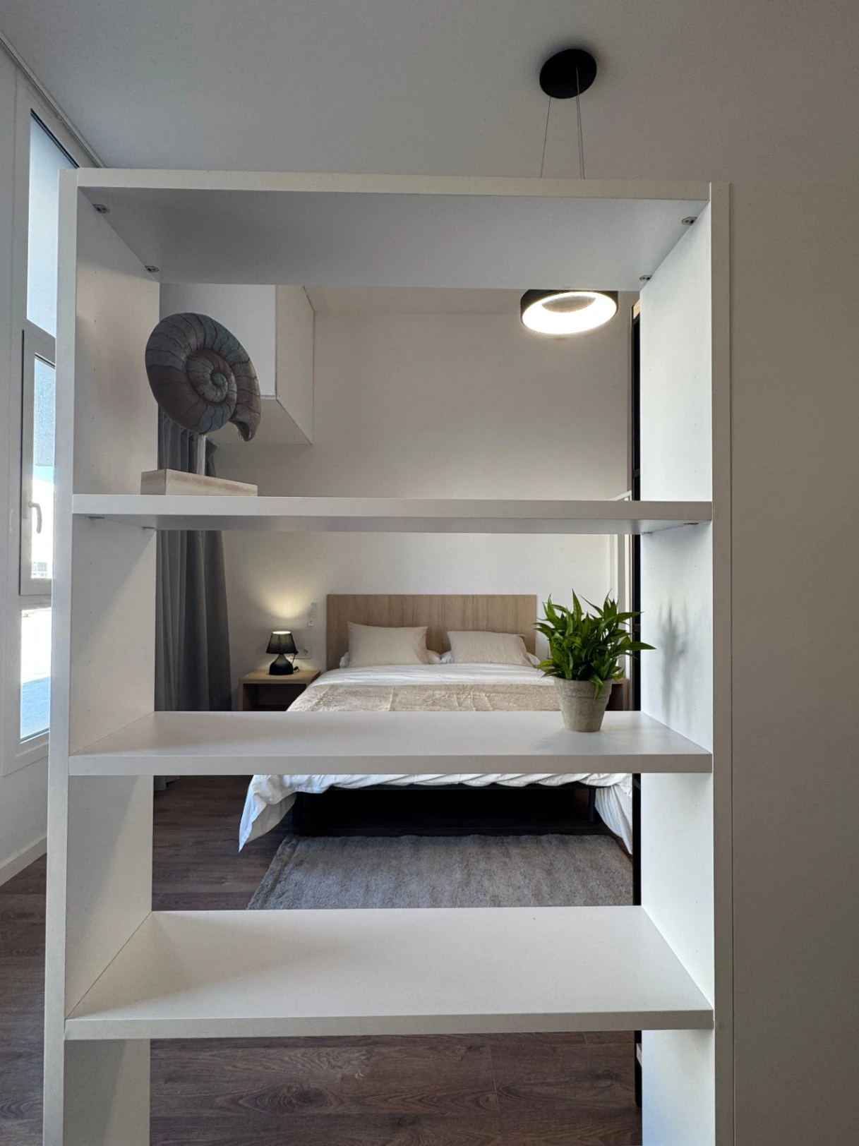 Montly Rental Apartment in Zaragoza - 0 Bedroom, 2 Baths