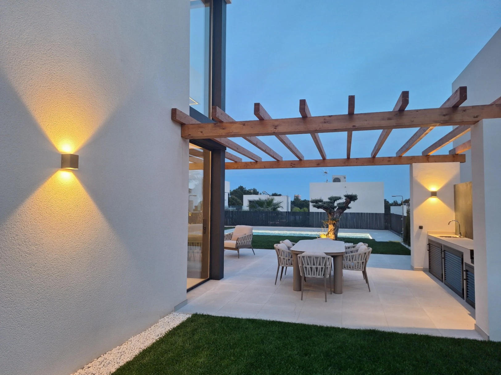 Amplio Chalet en Finestrat  a pocos minutos de Benidorm