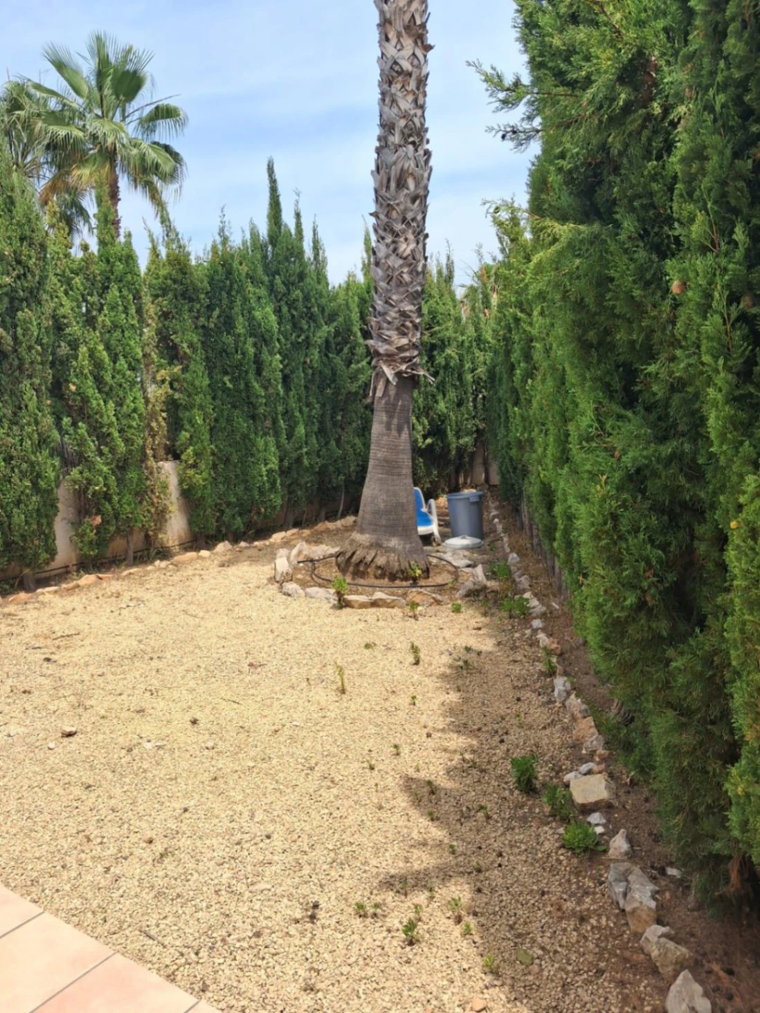 3-bedroom bungalow in Calpe for 12-month temporary rental.