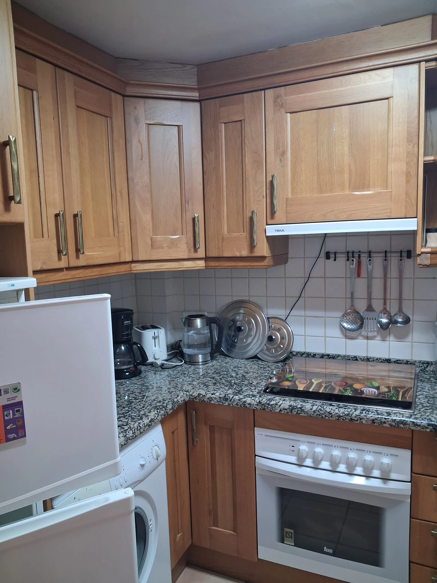 3-bedroom bungalow in Calpe for 12-month temporary rental.