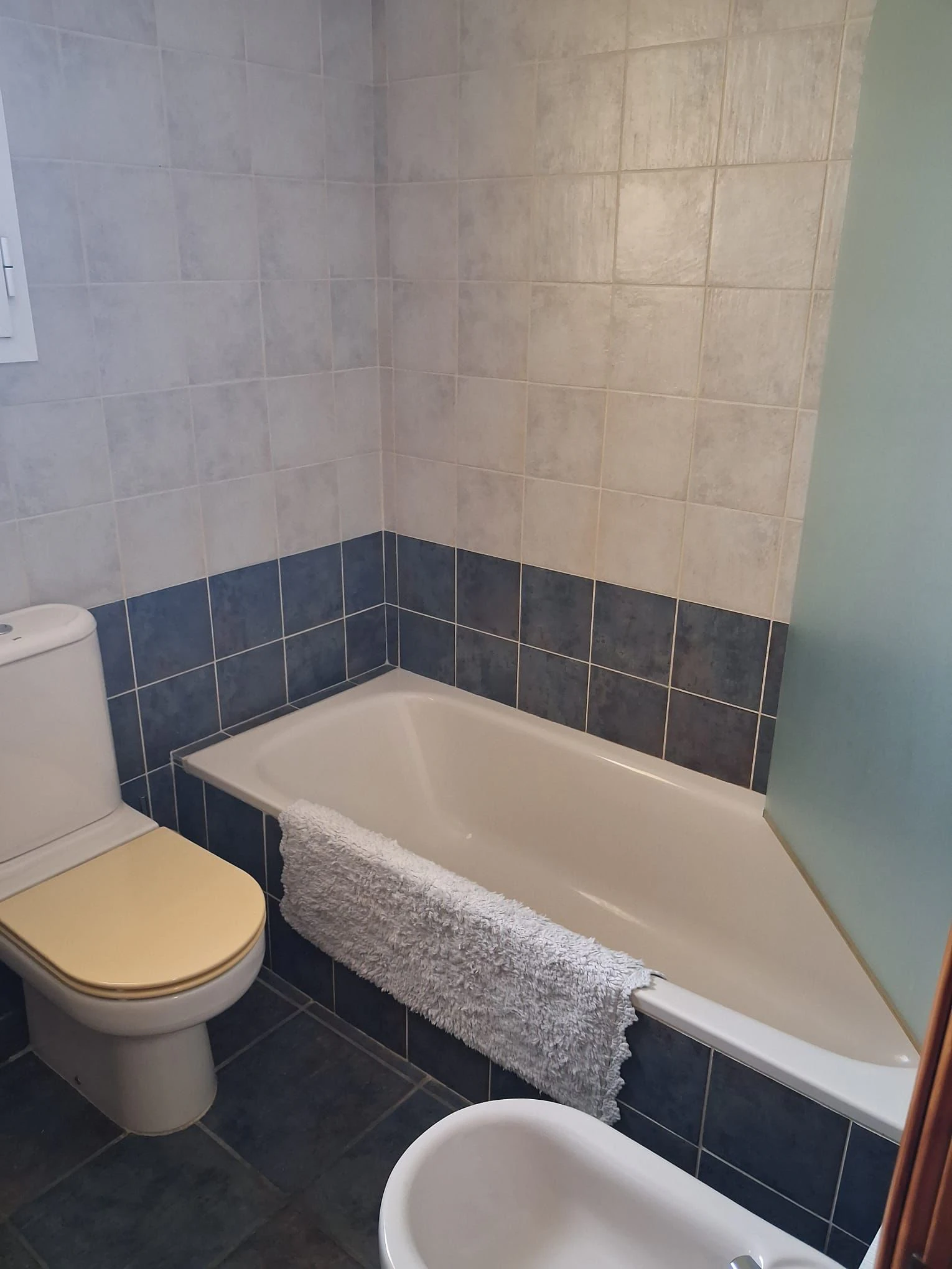 3-bedroom bungalow in Calpe for 12-month temporary rental.