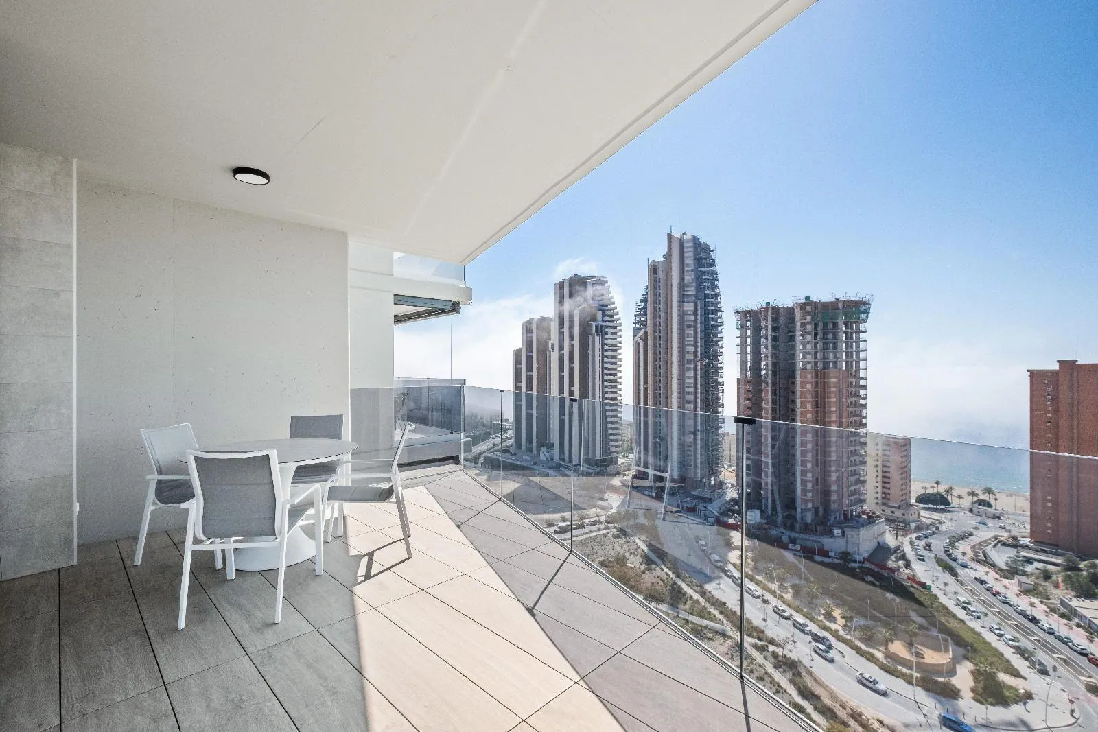 Elegant new build home with sea views in Benidorm