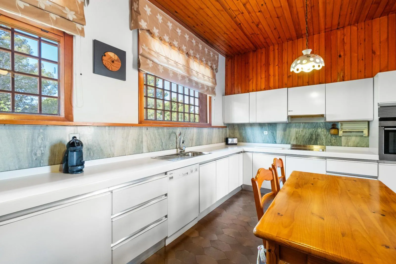 Mediterranean Elegance between the Sea and the Mountain – Privacy and Nature in La Nucía