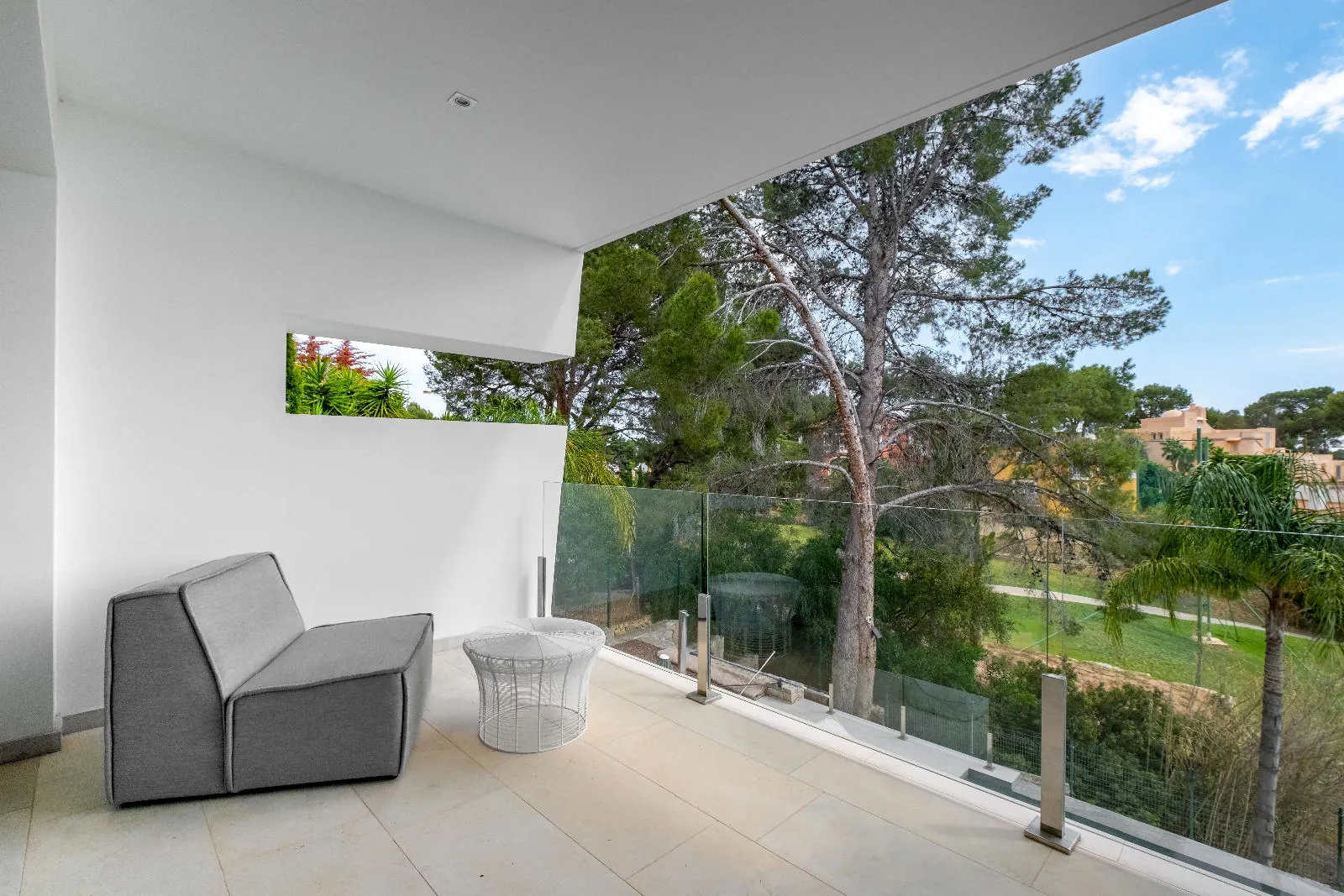 1345 - Altea La Vella, luxury by the golf: modern villa with infinity pool and premium finishes