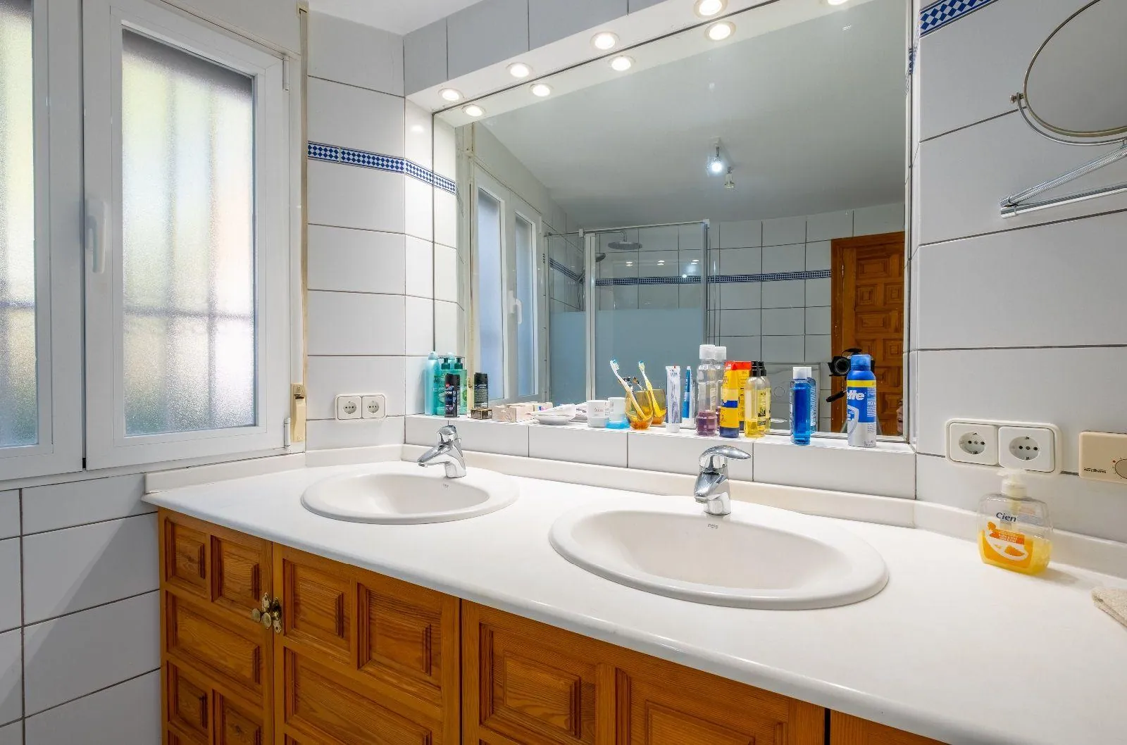 Mediterranean style villa in the privileged area of the Club de Golf.