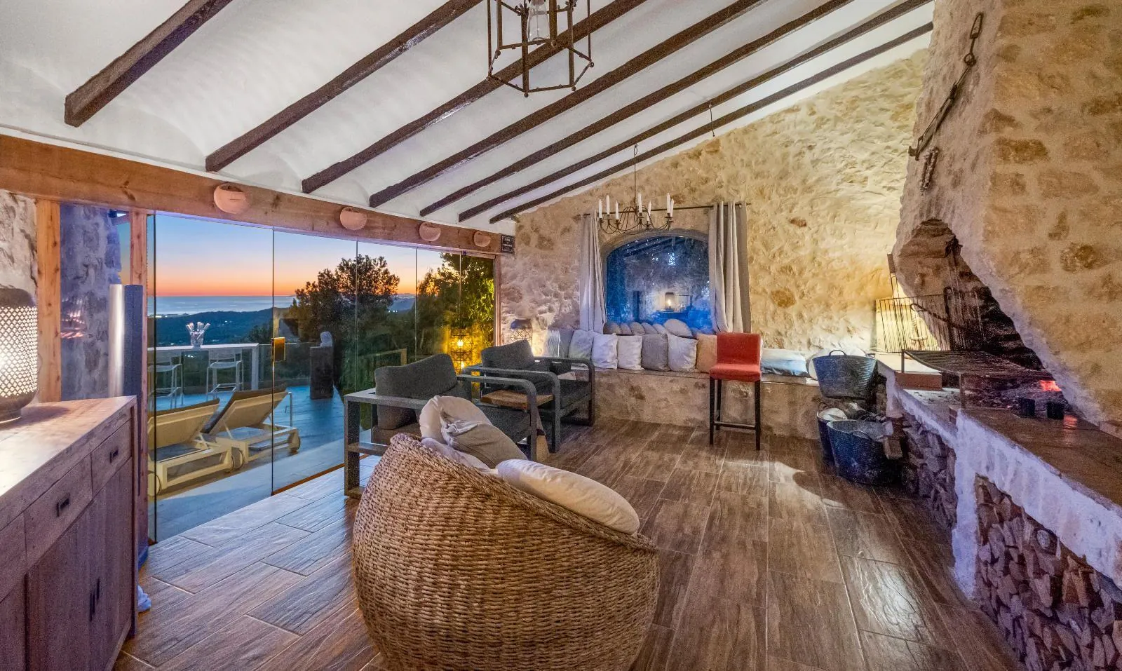 A Unique Villa in Finestrat: Tradition, Modernity, and Unmatched Views
