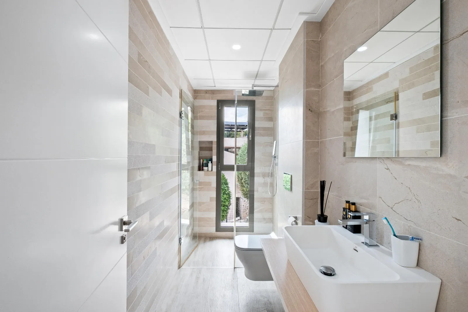 1345 - Altea La Vella, luxury by the golf: modern villa with infinity pool and premium finishes