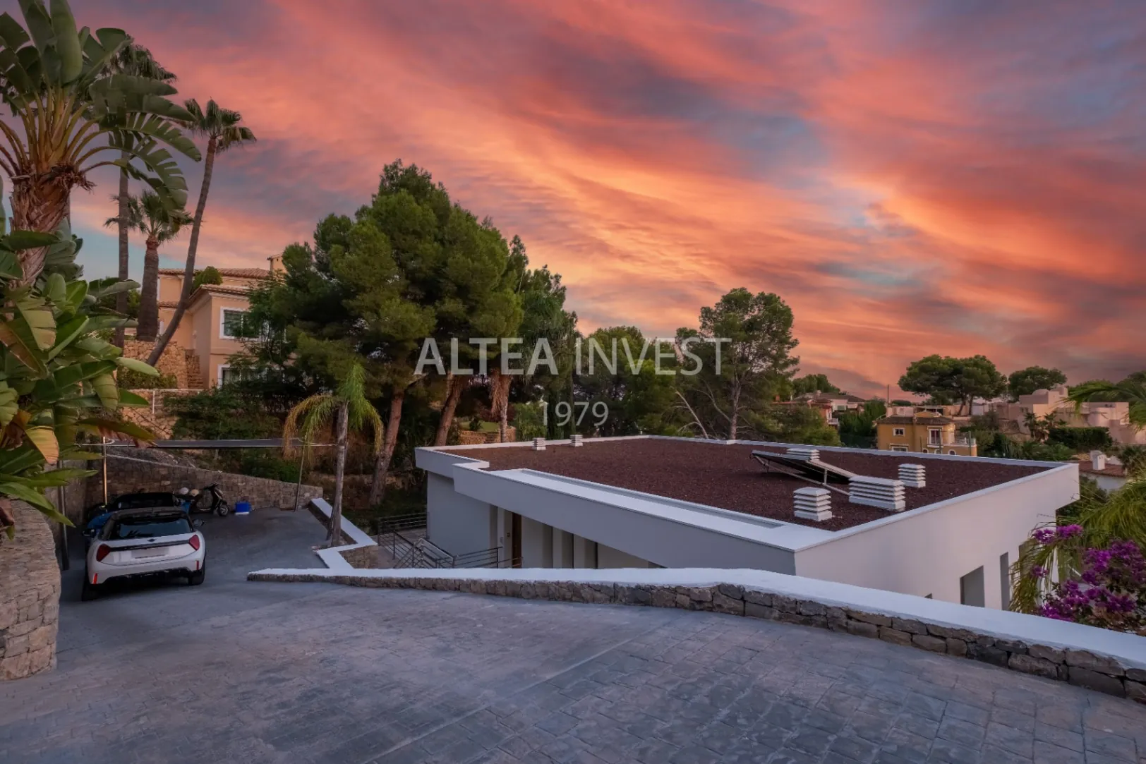 1345 - Altea La Vella, luxury by the golf: modern villa with infinity pool and premium finishes