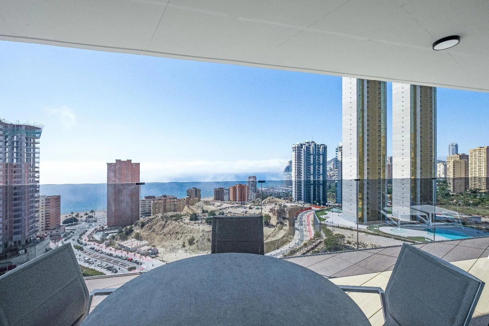 Elegant new build home with sea views in Benidorm