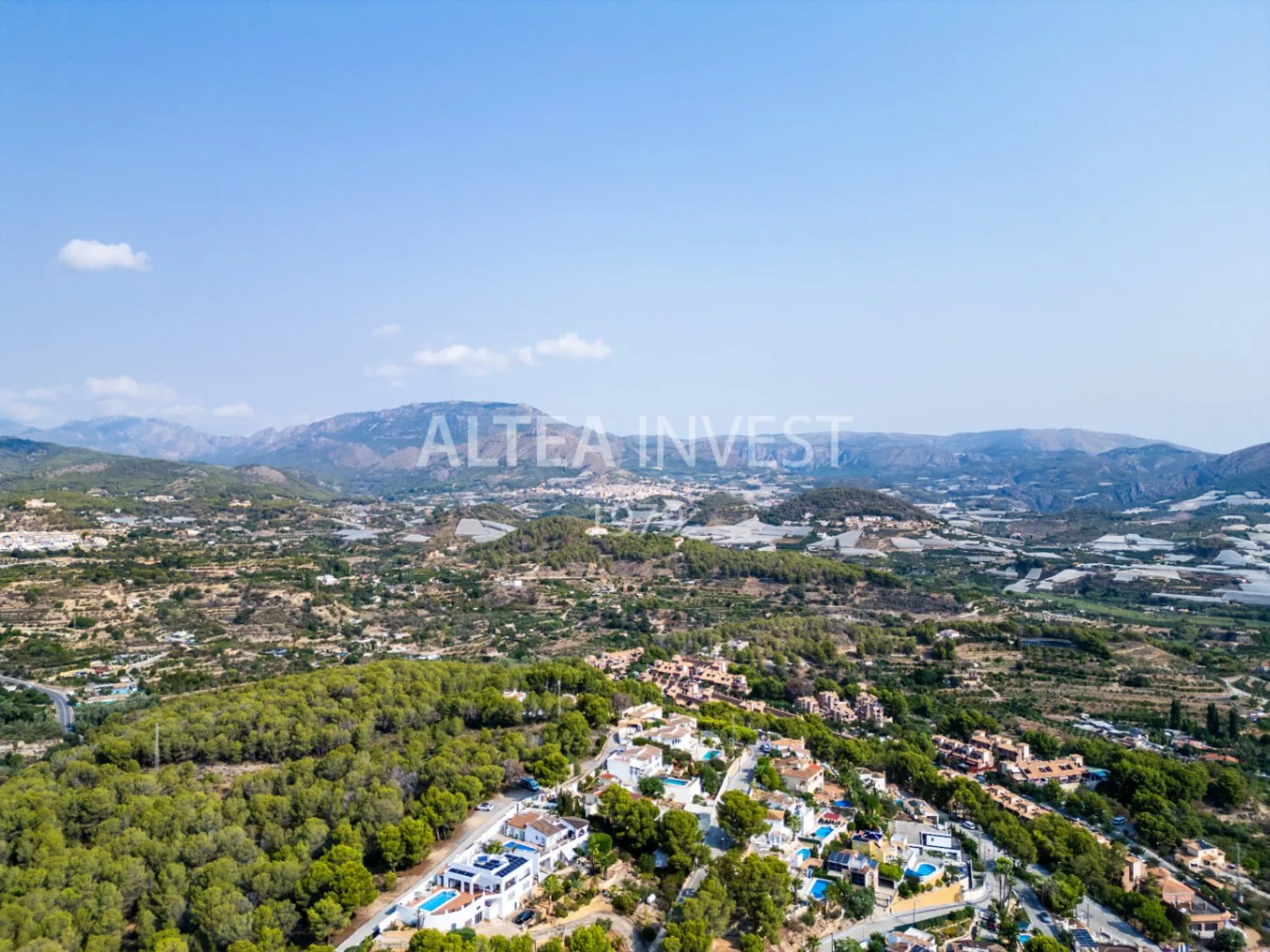 Charming Mediterranean Villa with Sea Views and Space to Enjoy