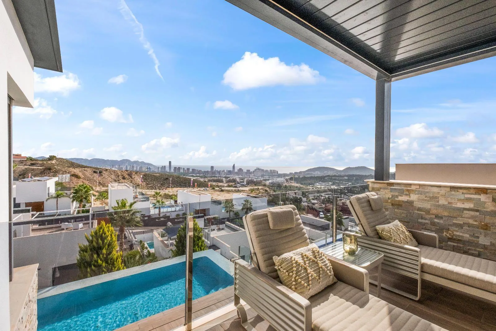 Modern villa with spectacular views over Benidorm