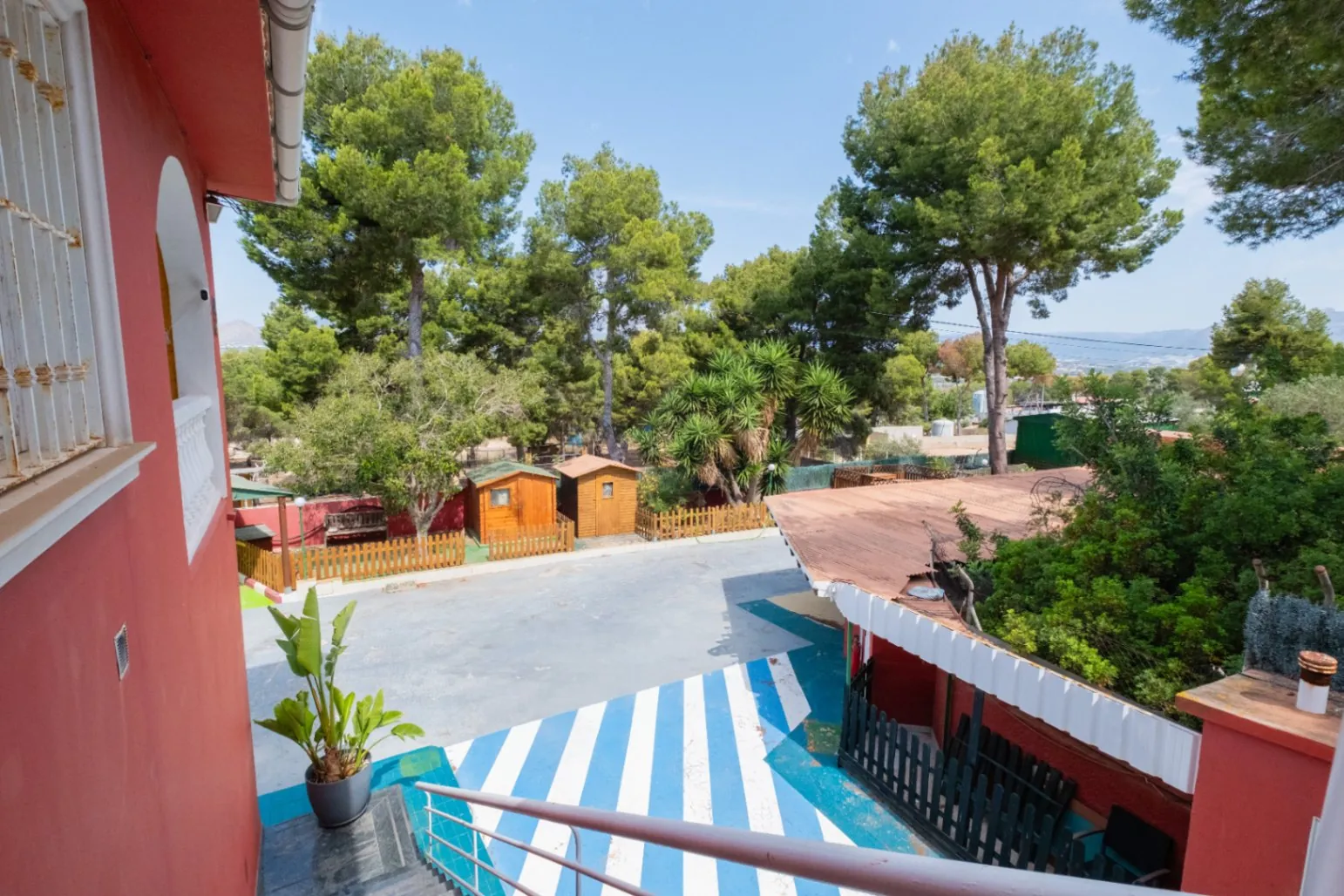 Two Villas – Nature, Privacy, and Versatility in a Unique Setting Next to Sierra Helada