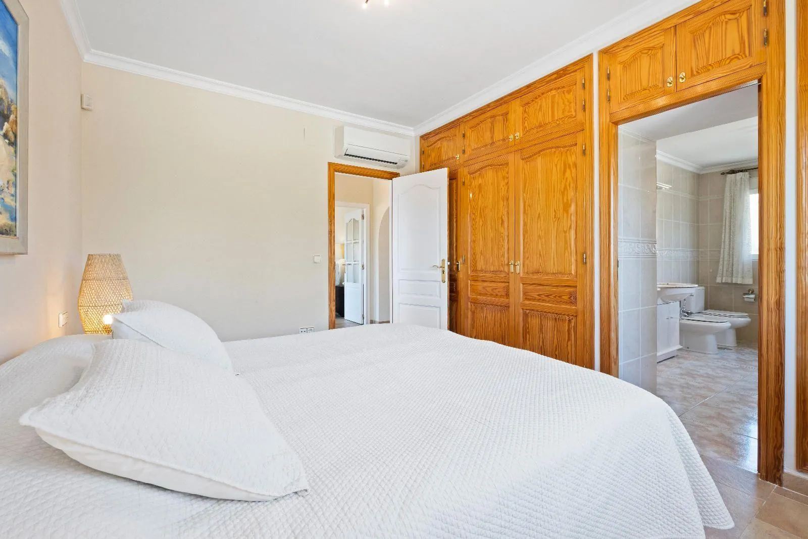 1311 - Elegant Mediterranean Villa with Large Plot and Panoramic Sea Views