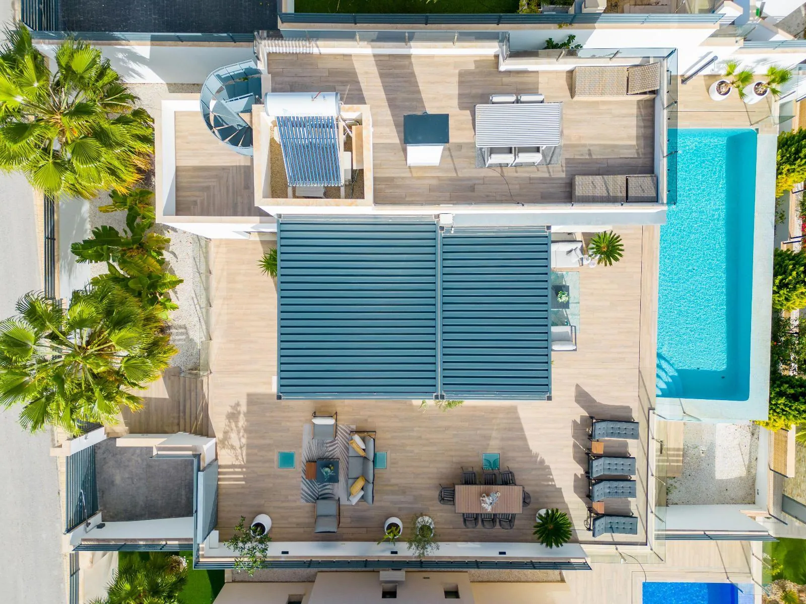 Modern villa with spectacular views over Benidorm