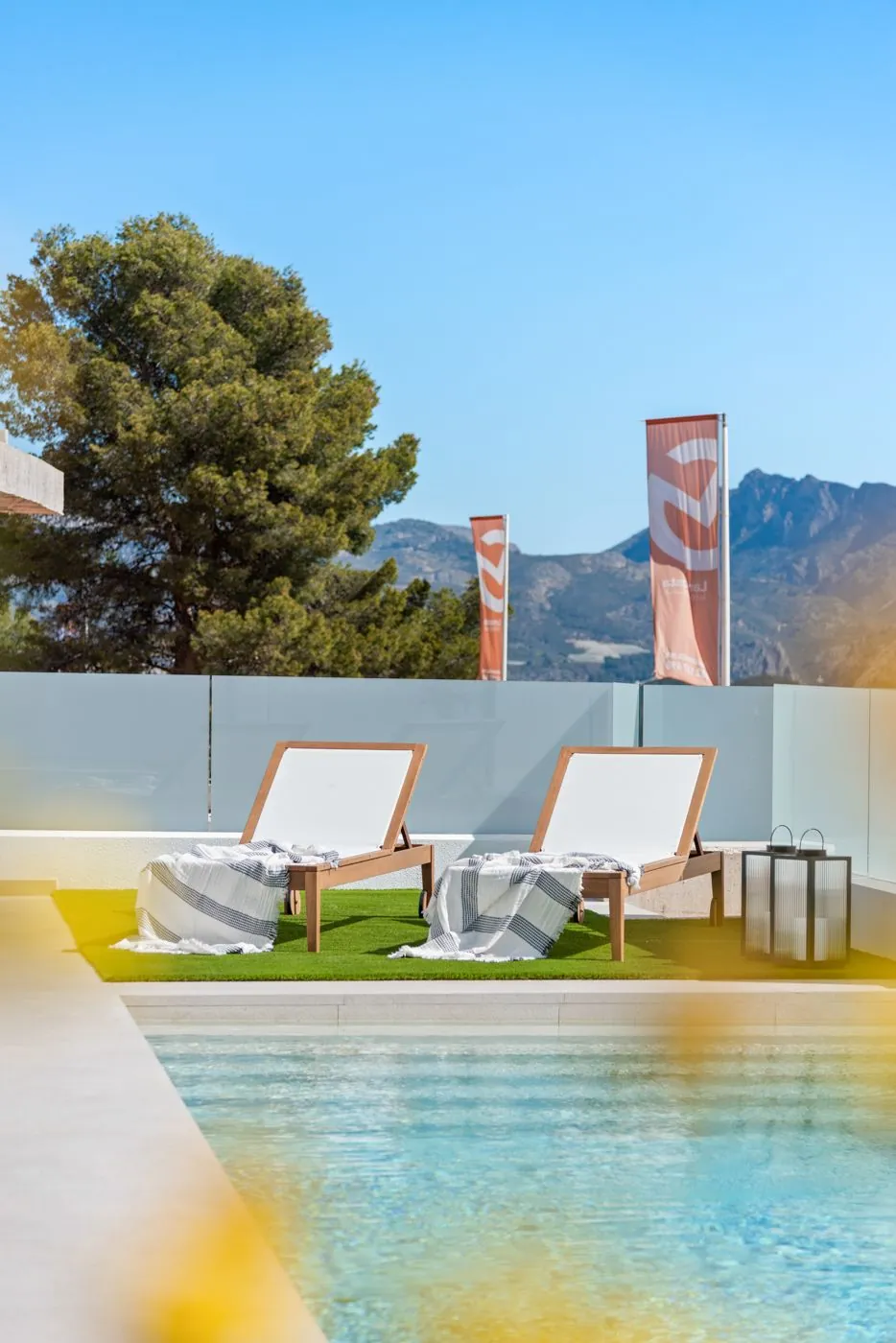 Contemporary newly built villas surrounded by mountains in Polop de la Marina.