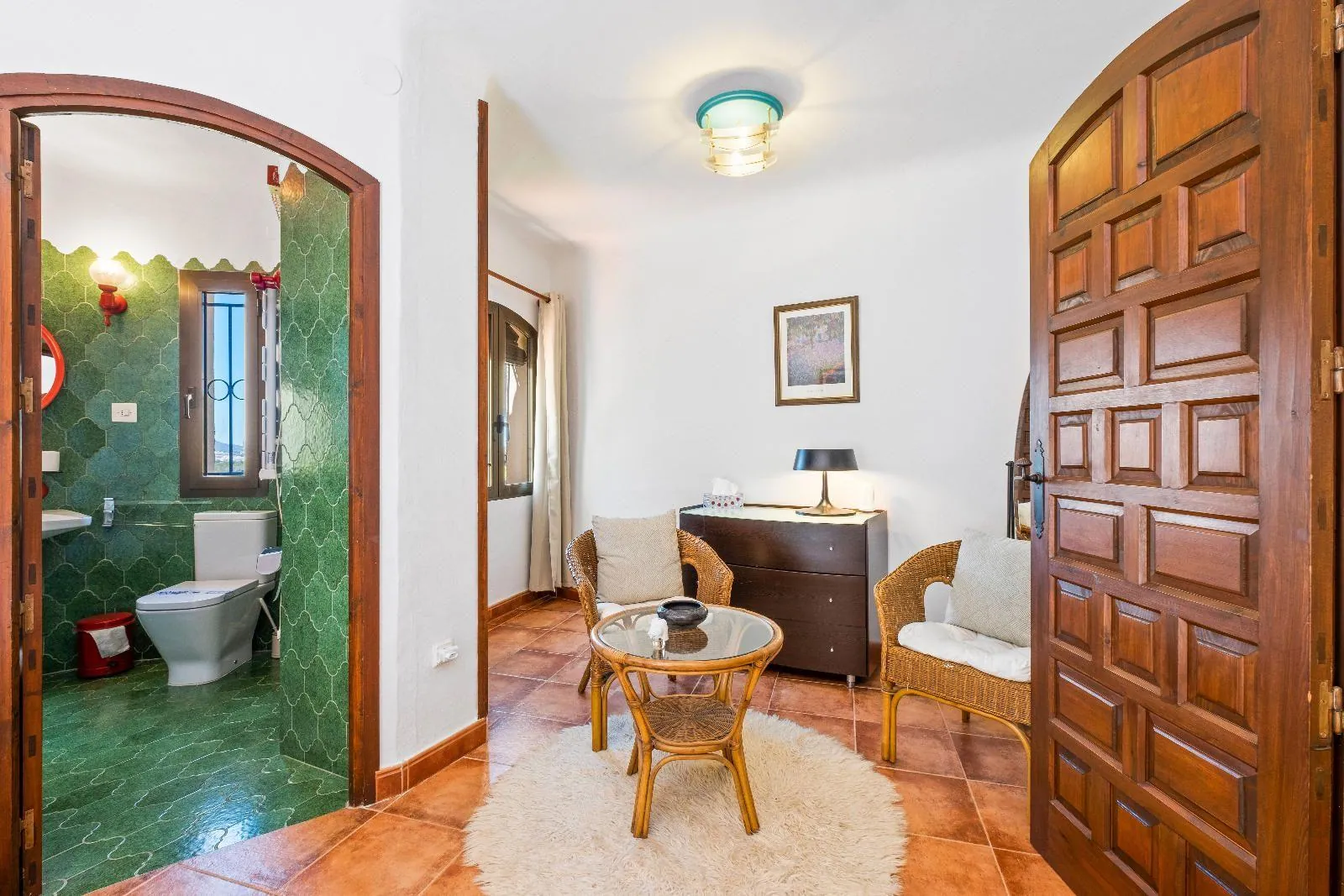 Cosy Mediterranean style villa with open views over the bay of Altea.