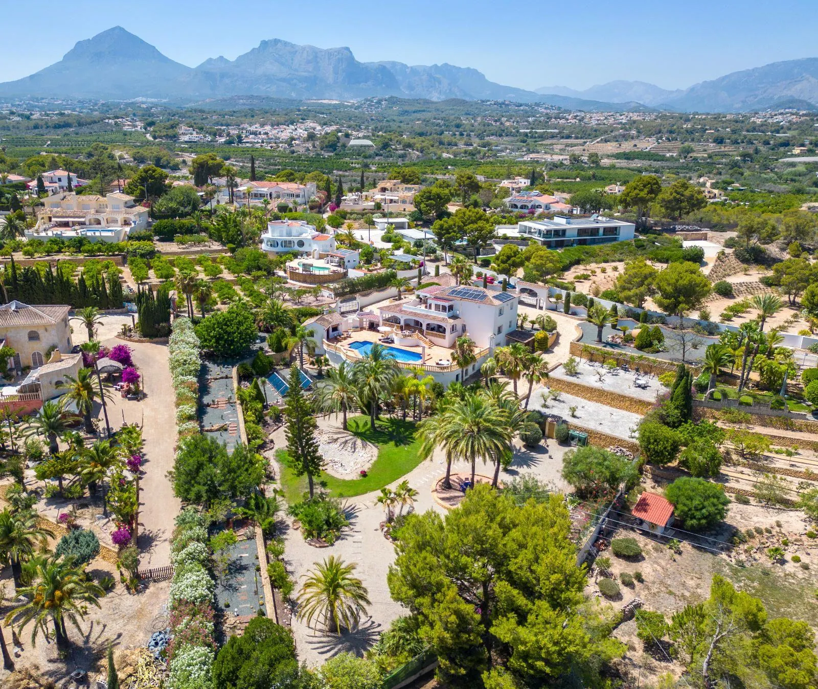 1311 - Elegant Mediterranean Villa with Large Plot and Panoramic Sea Views