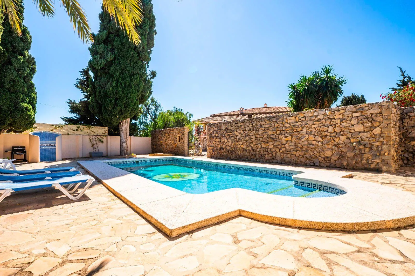 Authentic Mediterranean Life – Spaces to Enjoy and Share