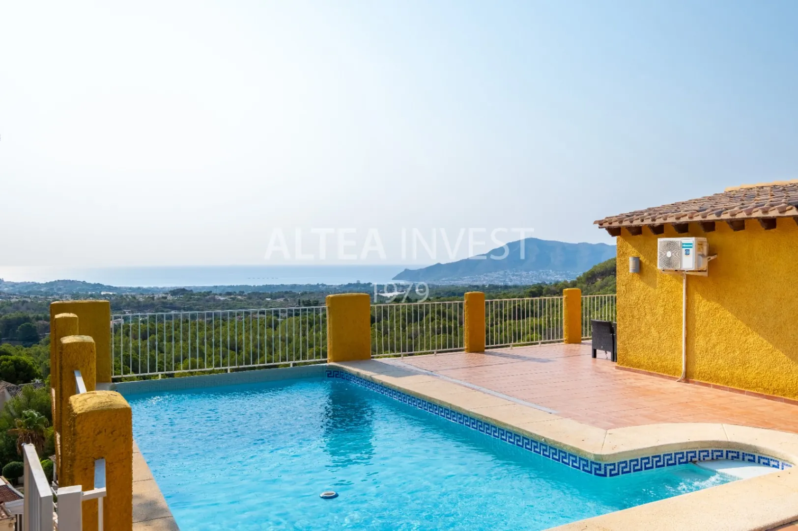Charming Mediterranean Villa with Sea Views and Space to Enjoy
