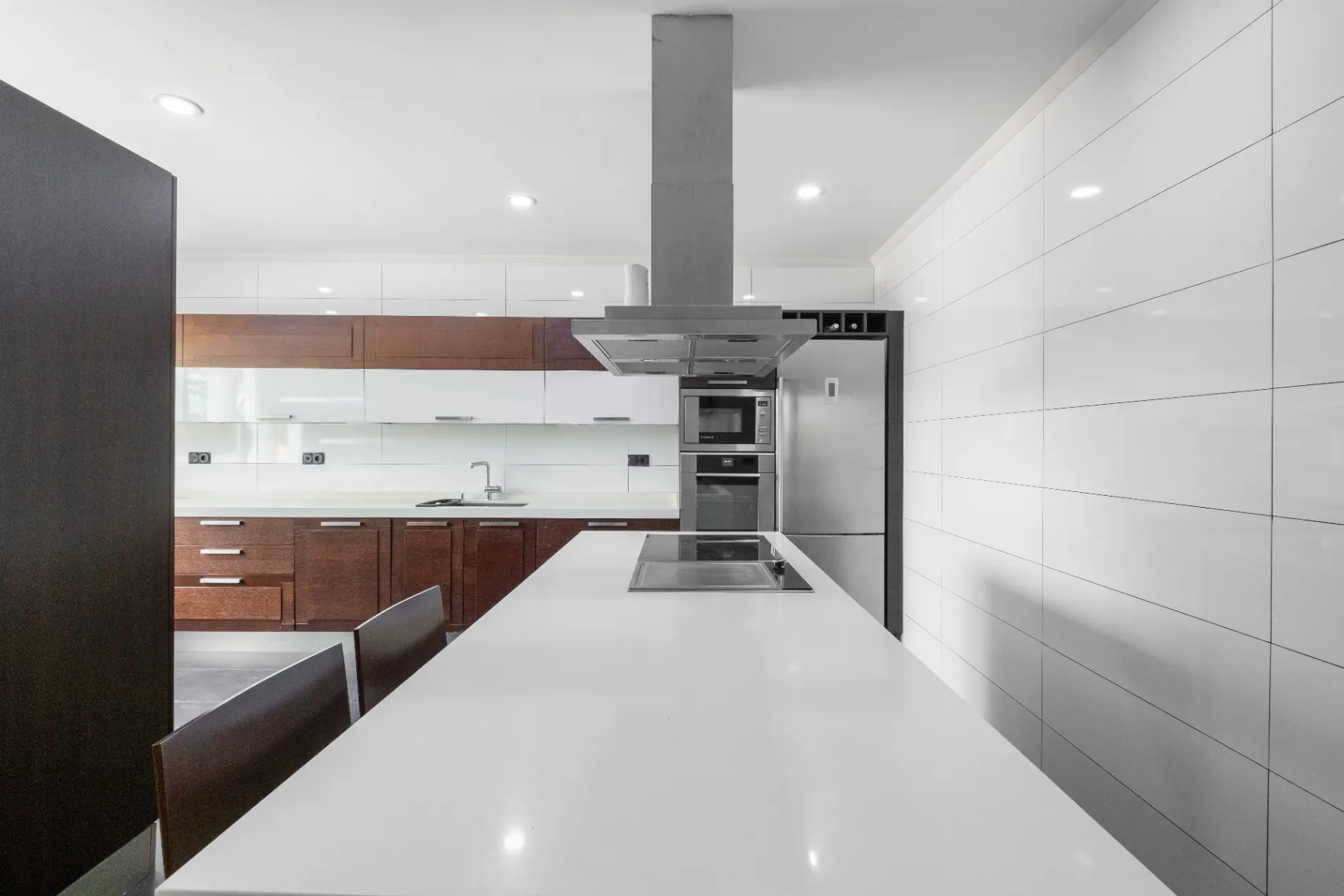 Two Villas – Nature, Privacy, and Versatility in a Unique Setting Next to Sierra Helada