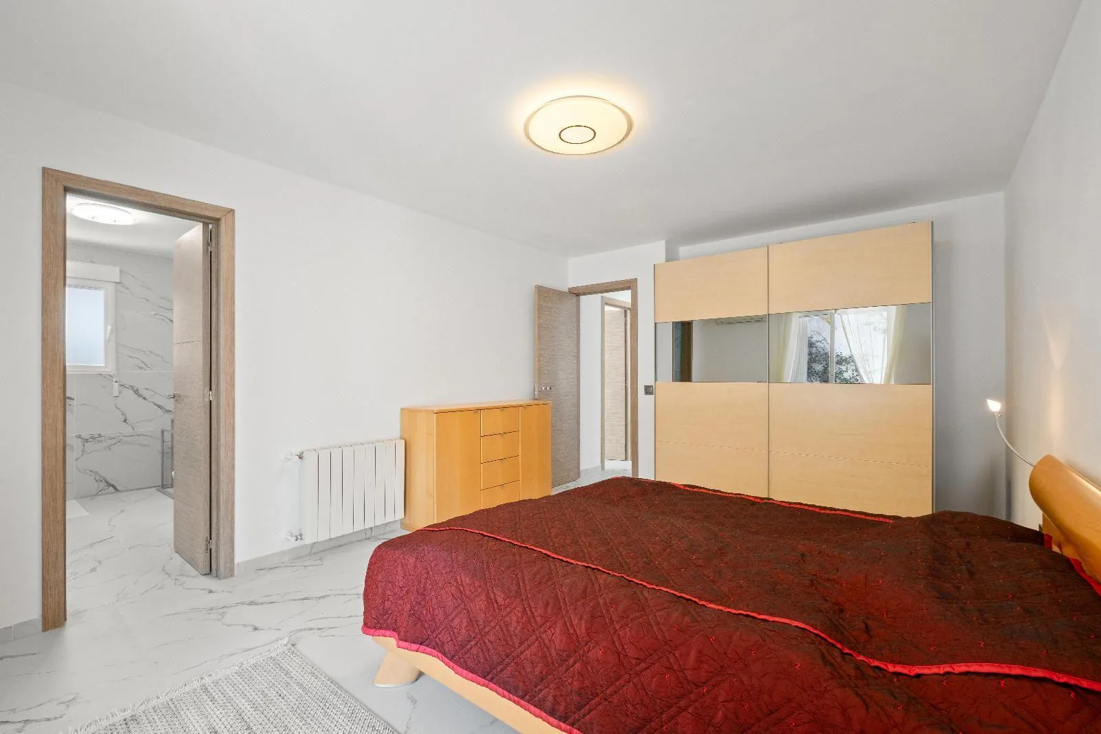 Completely renovated villa in Alfaz del Pi: sea and mountain views