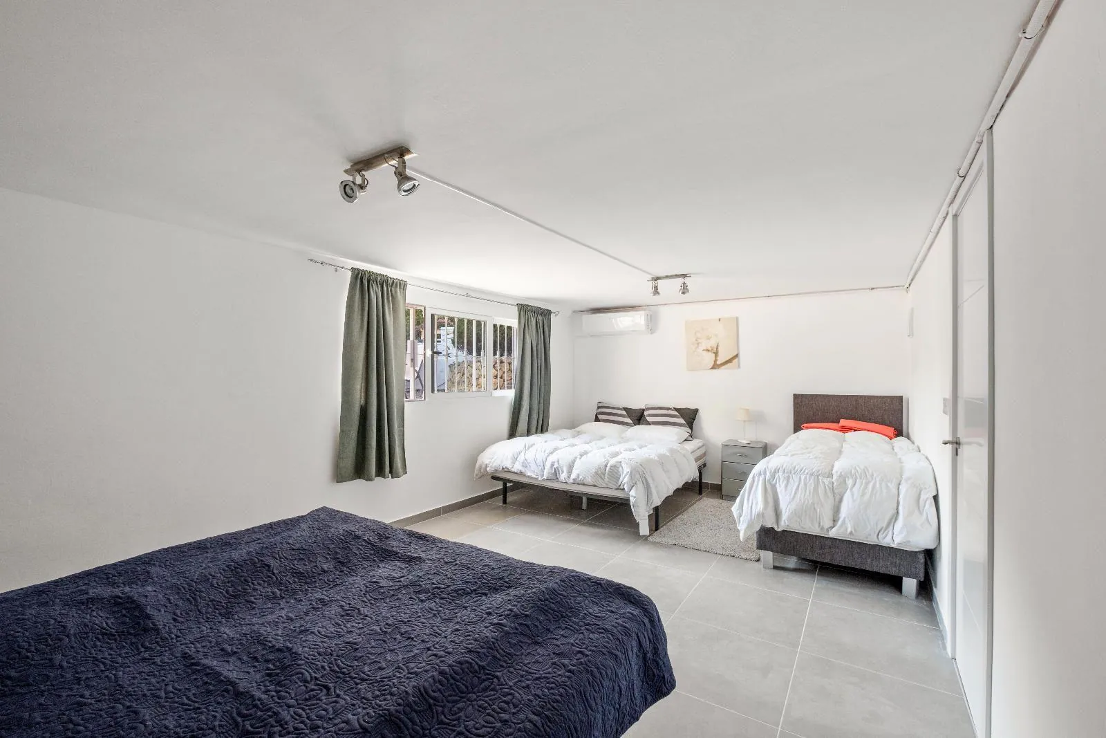 Exclusive Independent Villa with Panoramic Views, Private Pool and Outdoor Kitchen in Albir