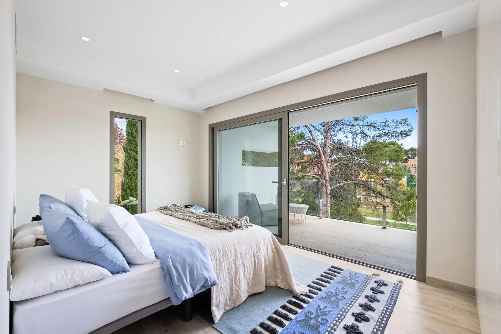 1345 - Altea La Vella, luxury by the golf: modern villa with infinity pool and premium finishes