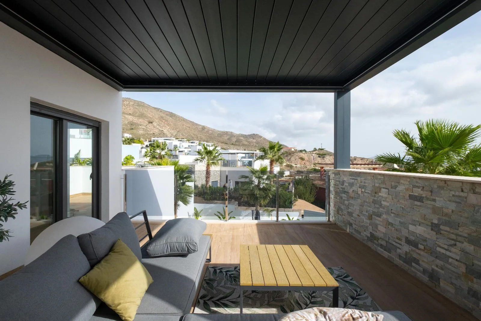 A modern jewel in the heart of Balcón de Finestrat