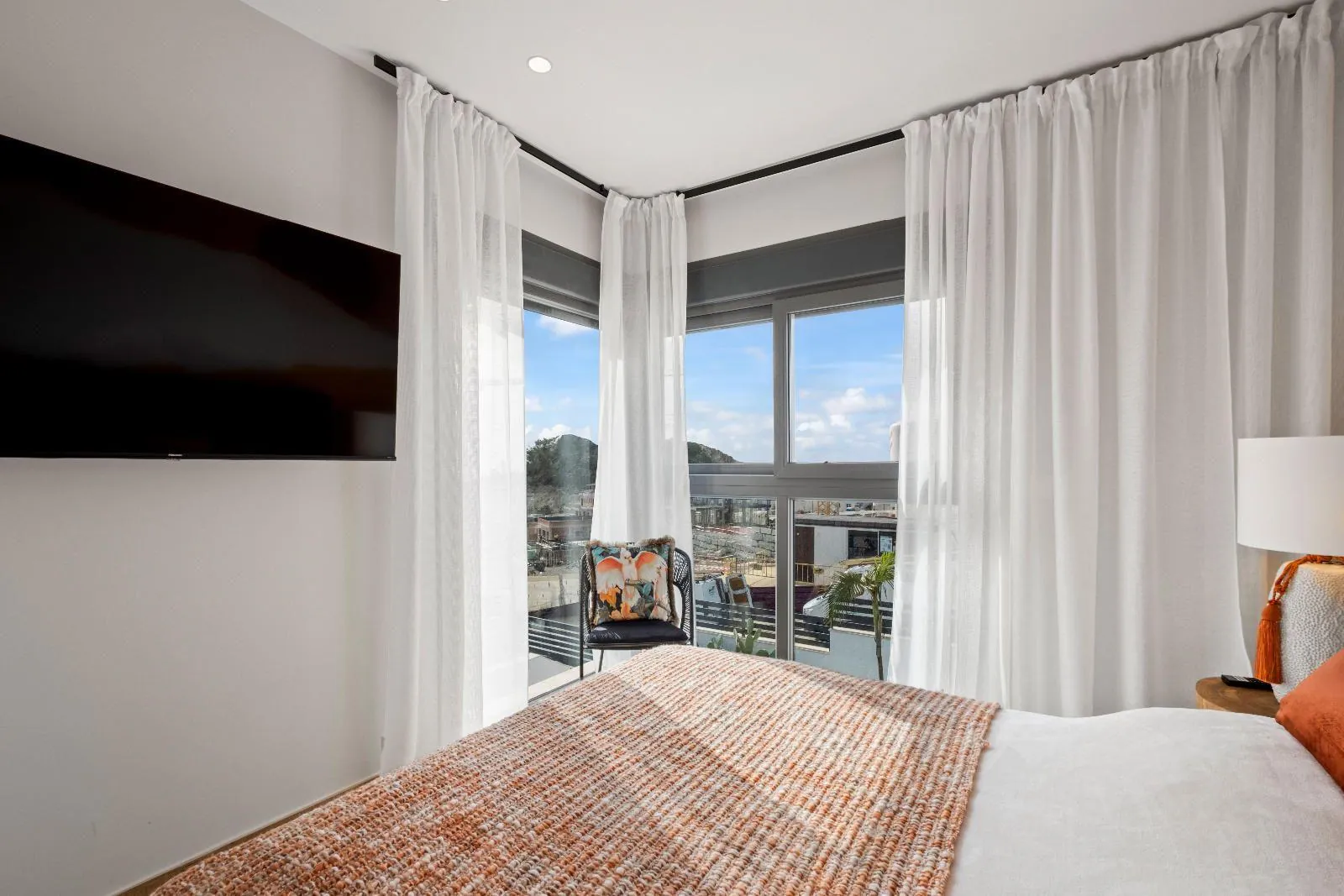 A modern jewel in the heart of Balcón de Finestrat