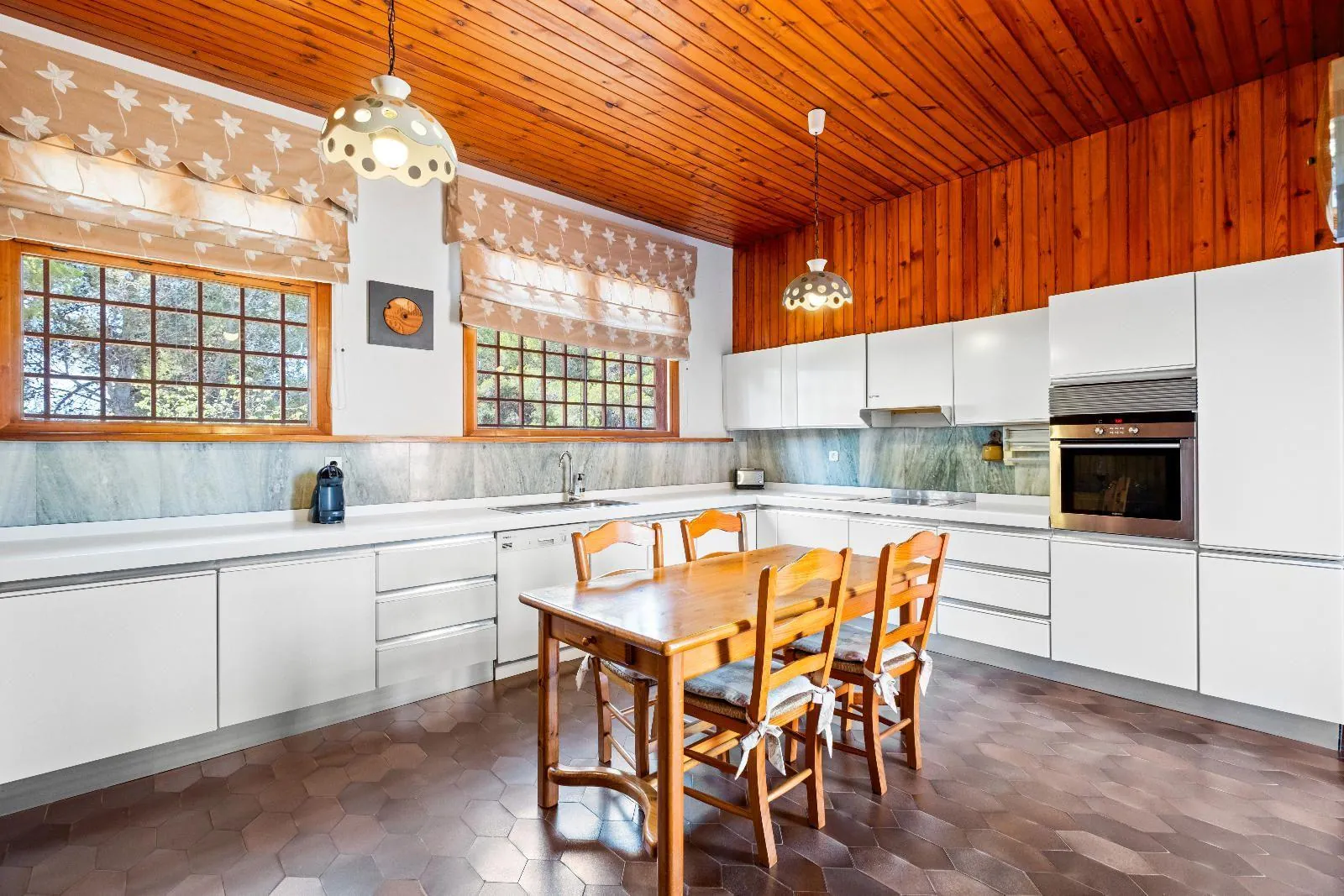 Mediterranean Elegance between the Sea and the Mountain – Privacy and Nature in La Nucía