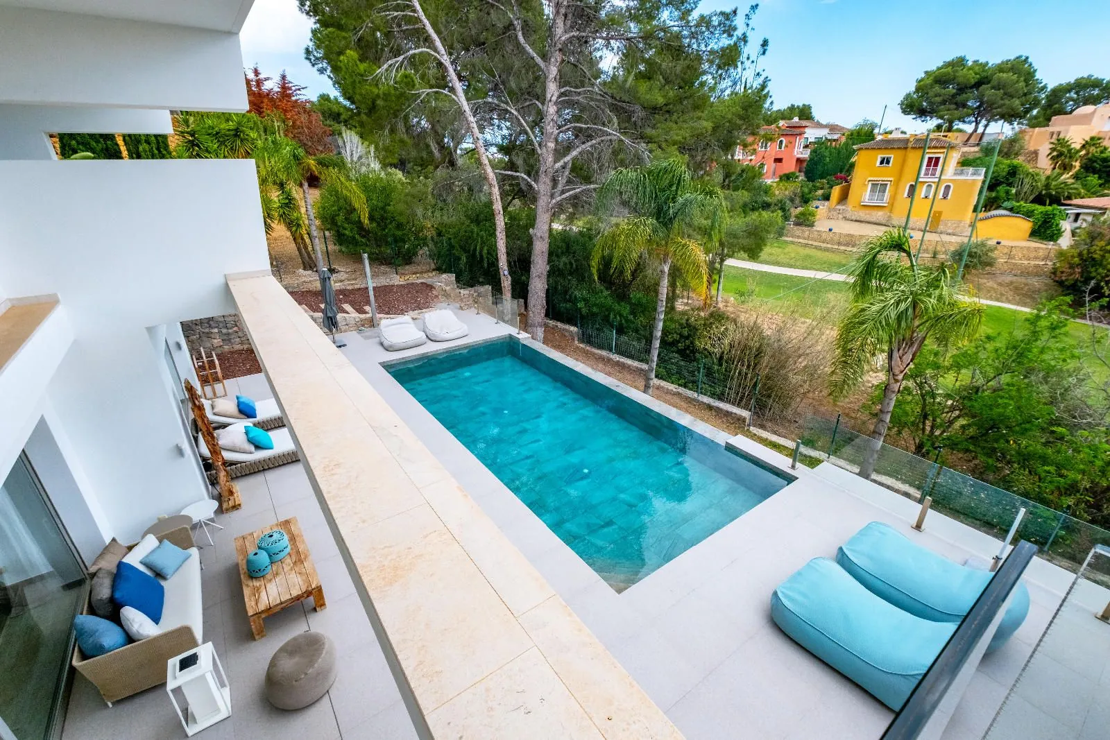 1345 - Altea La Vella, luxury by the golf: modern villa with infinity pool and premium finishes