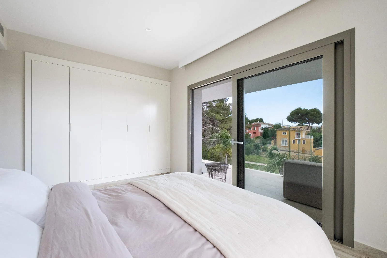 1345 - Altea La Vella, luxury by the golf: modern villa with infinity pool and premium finishes
