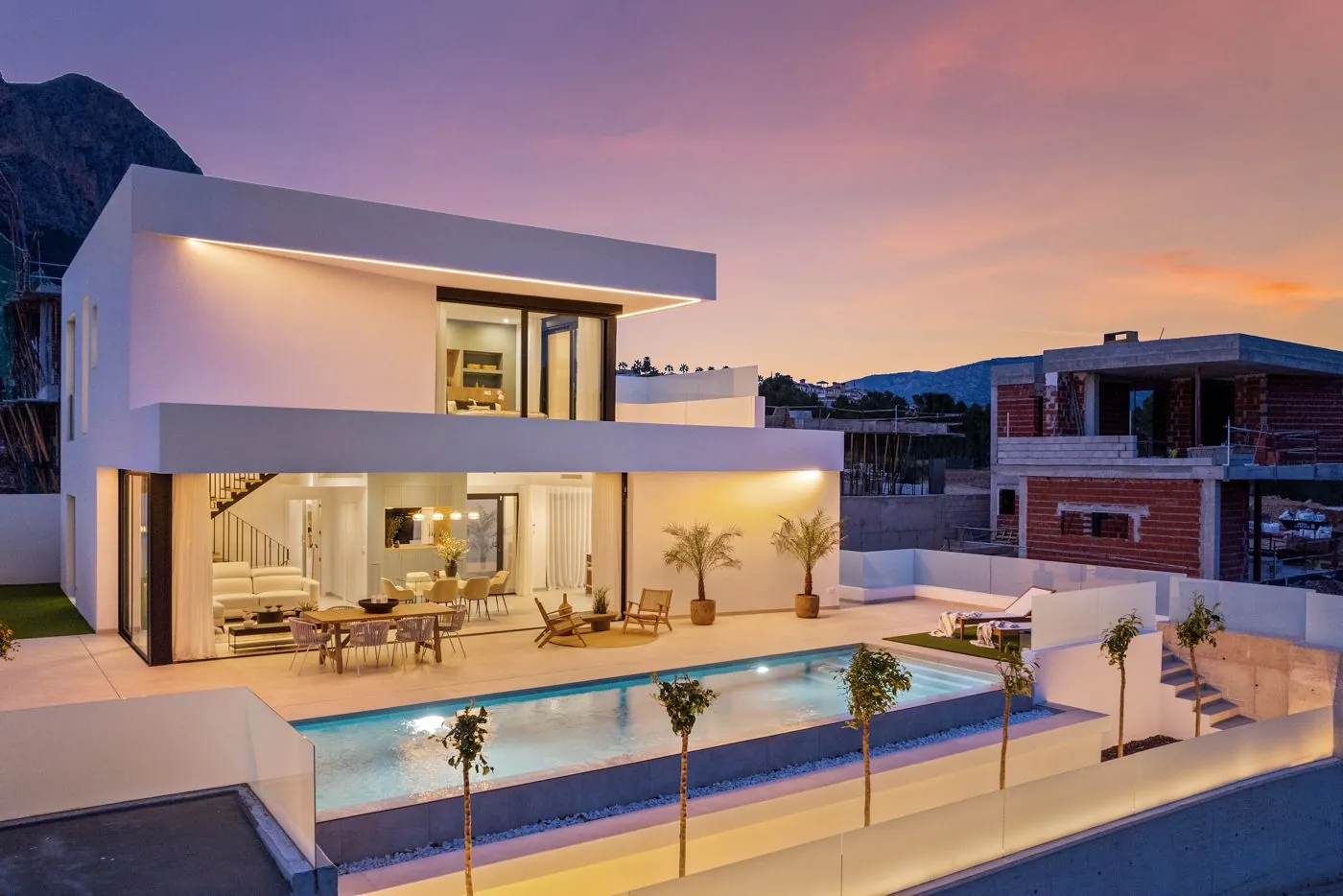Contemporary newly built villas surrounded by mountains in Polop de la Marina.