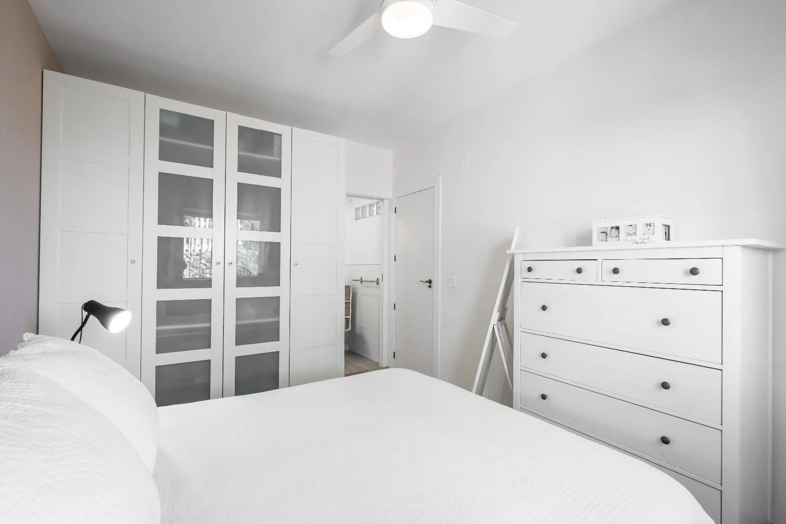 Modern and cozy villa in Alfaz del Pi: comfort, style, and serenity in one place