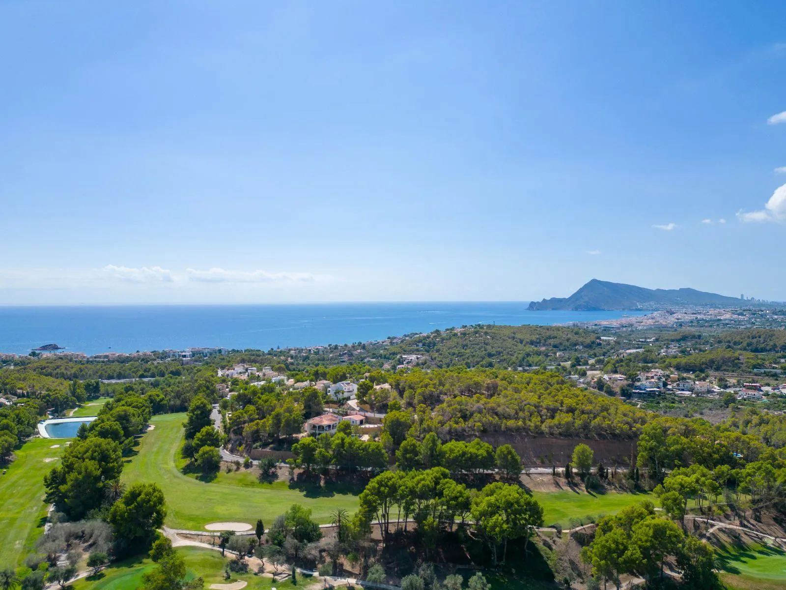 Elegant Mediterranean situated on the island of the golf course