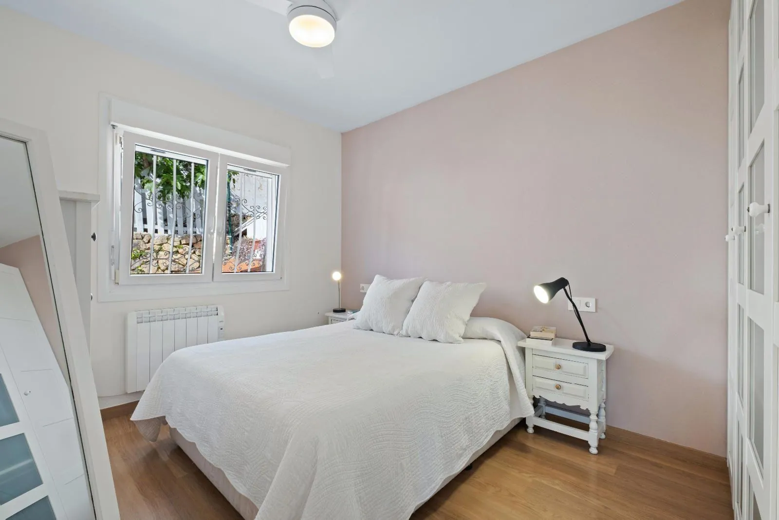 Modern and cozy villa in Alfaz del Pi: comfort, style, and serenity in one place