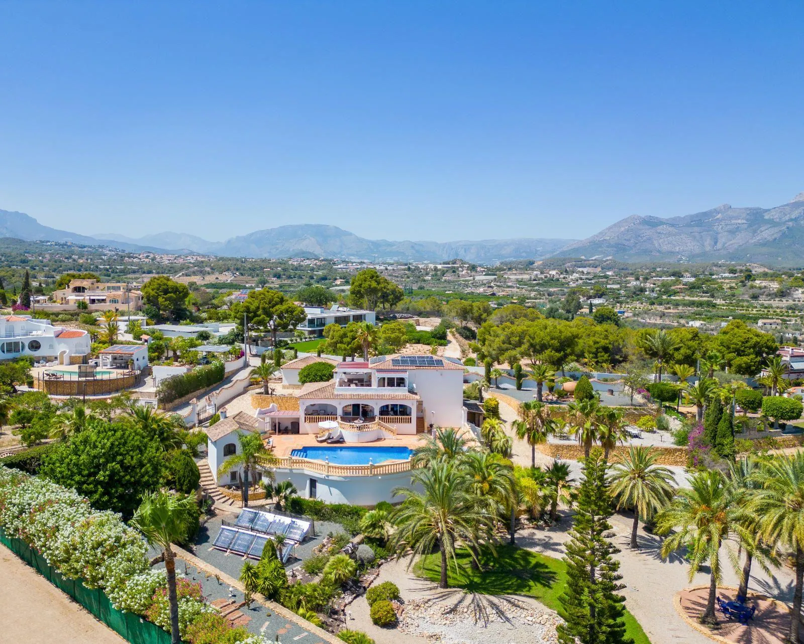 1311 - Elegant Mediterranean Villa with Large Plot and Panoramic Sea Views