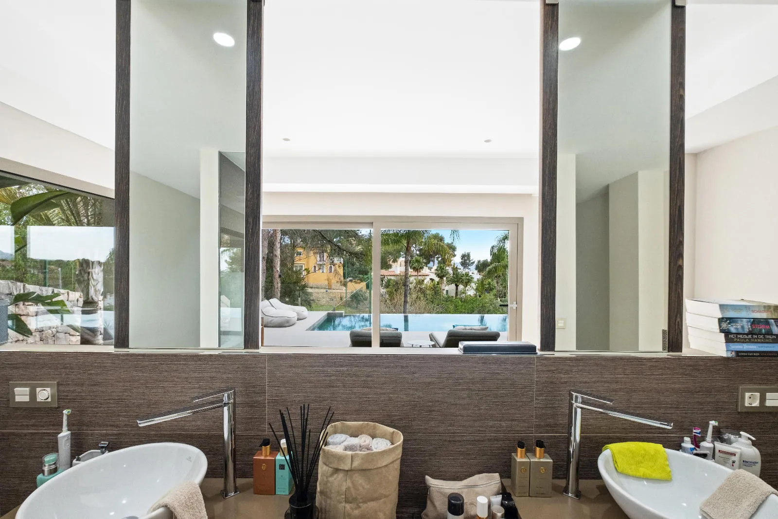 1345 - Altea La Vella, luxury by the golf: modern villa with infinity pool and premium finishes