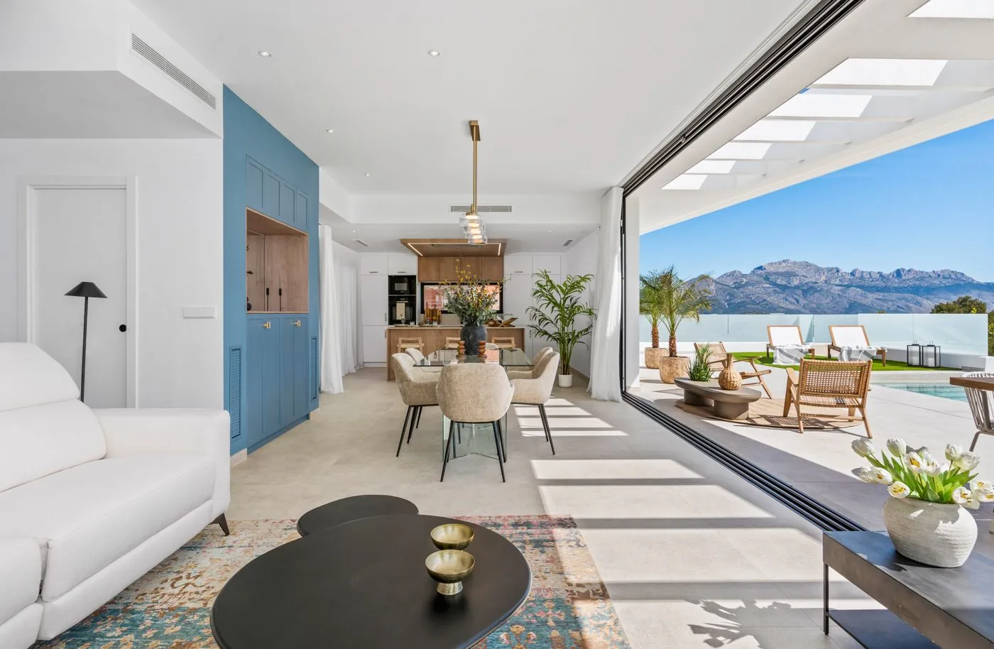 Contemporary newly built villas surrounded by mountains in Polop de la Marina.