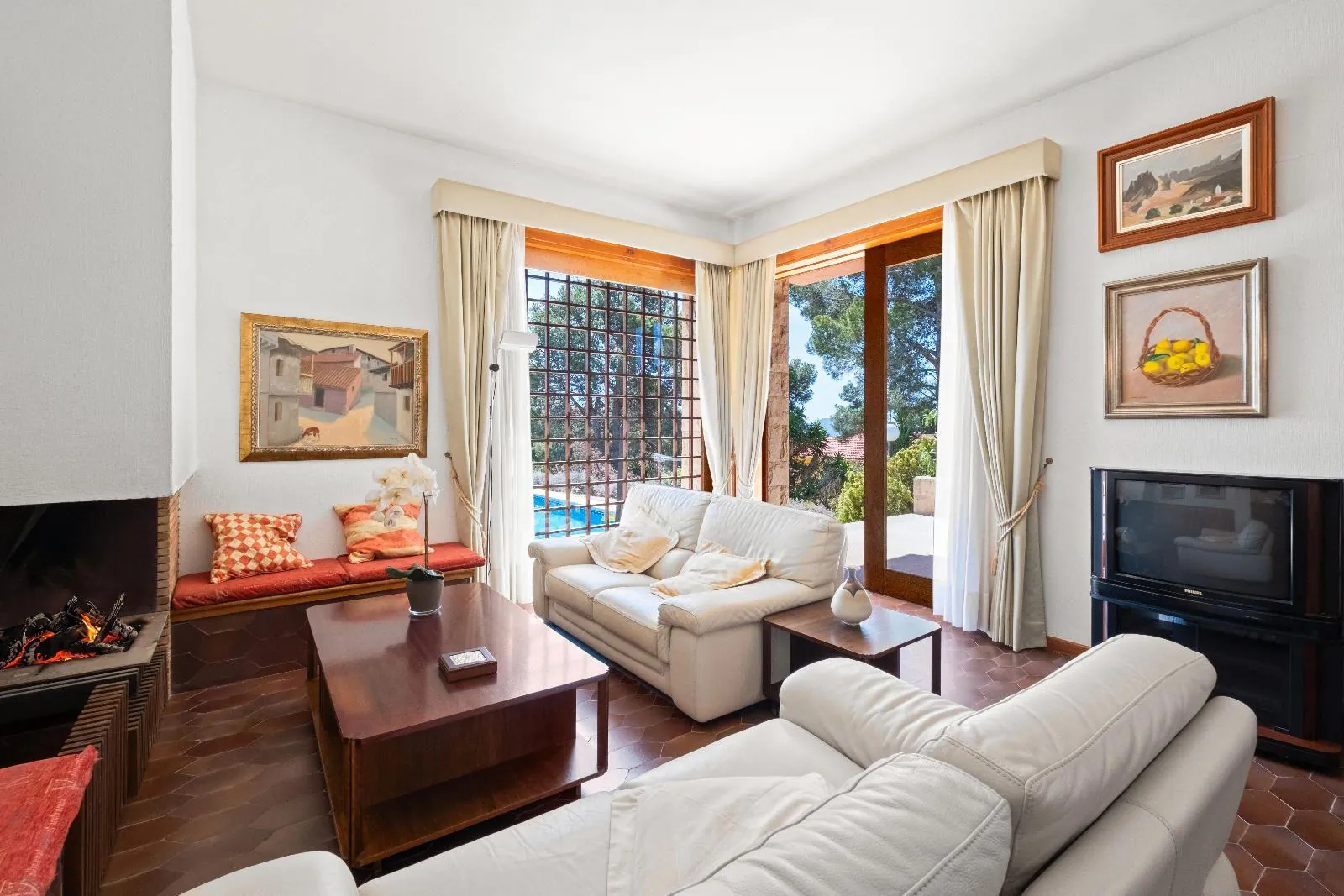 Mediterranean Elegance between the Sea and the Mountain – Privacy and Nature in La Nucía