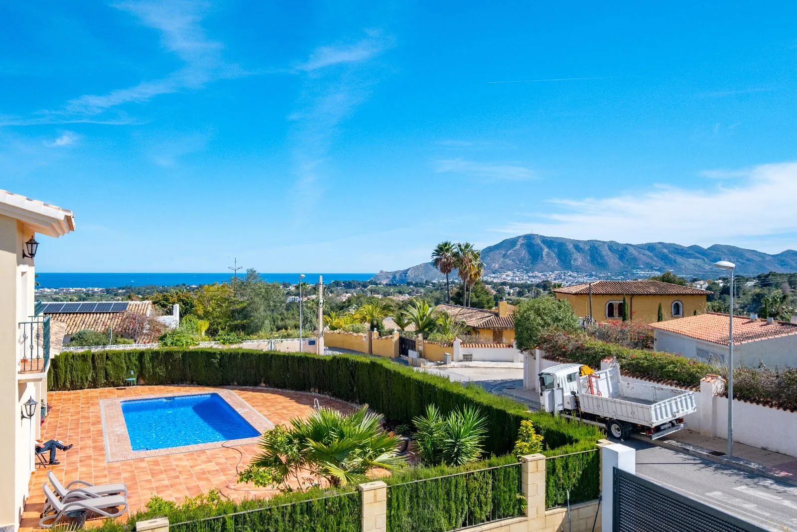 Newly Built Villa with Sea Views and Cutting-Edge Design