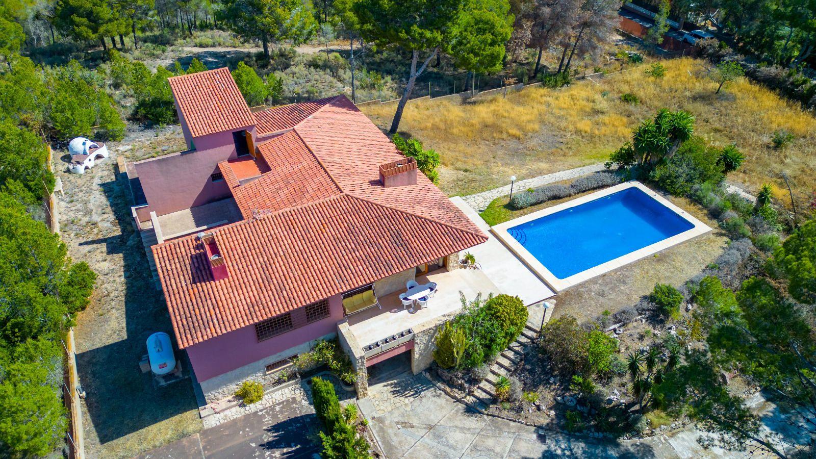 Mediterranean Elegance between the Sea and the Mountain – Privacy and Nature in La Nucía