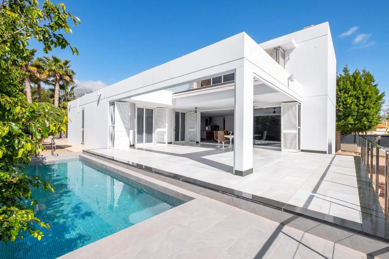Exclusive Detached Villa with Panoramic Views, Private Pool and Outdoor Kitchen in Albir