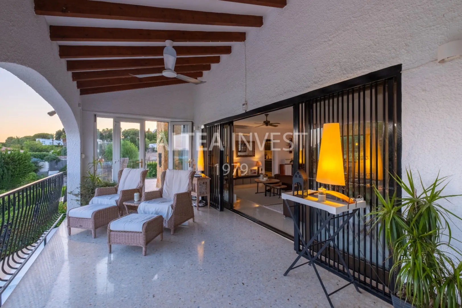 Exclusive Mediterranean-Style Chalet in El Planet