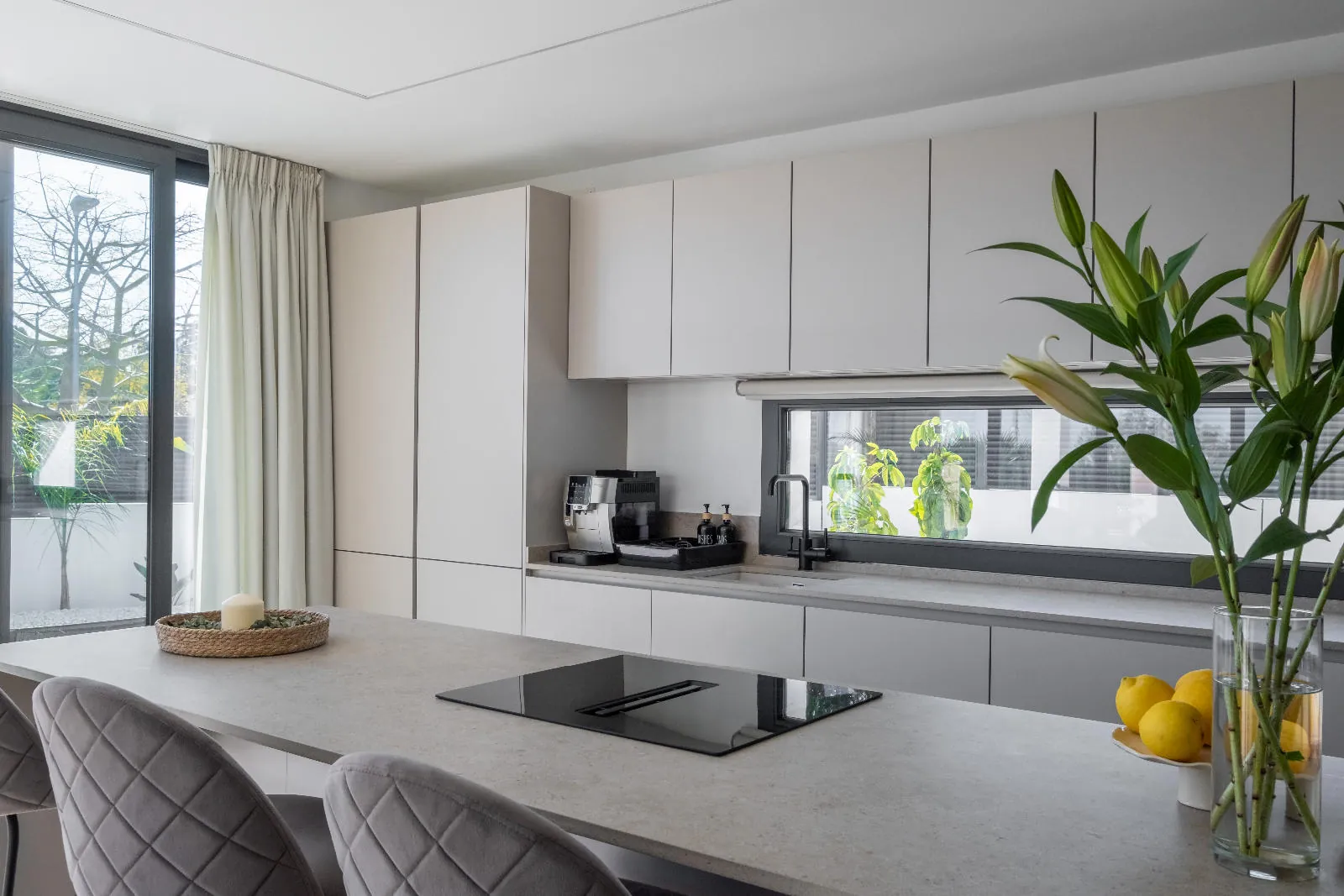 Newly Built Villa with Sea Views and Cutting-Edge Design