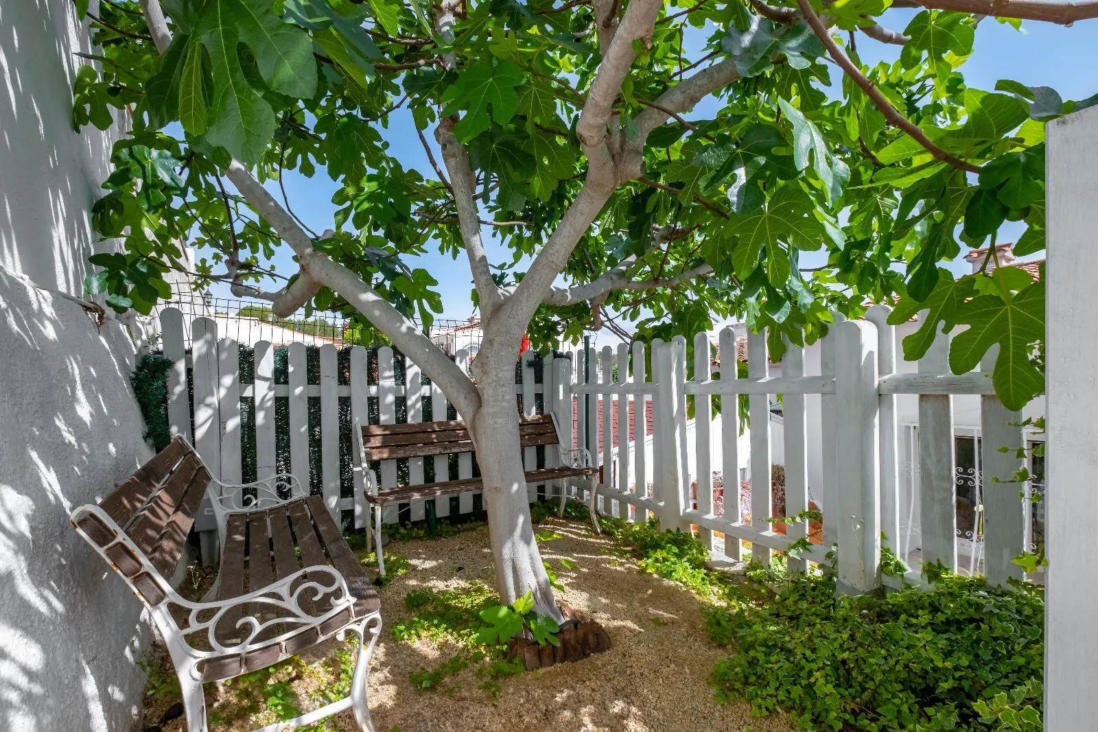 Modern and cozy villa in Alfaz del Pi: comfort, style, and serenity in one place