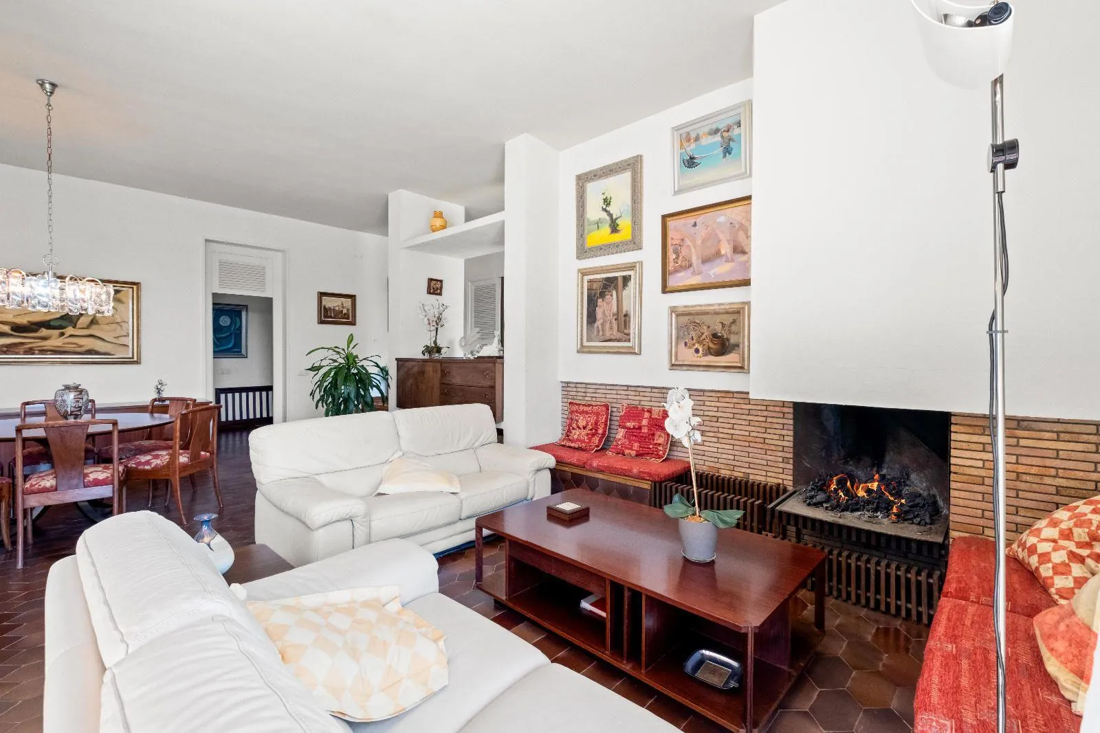 Mediterranean Elegance between the Sea and the Mountain – Privacy and Nature in La Nucía